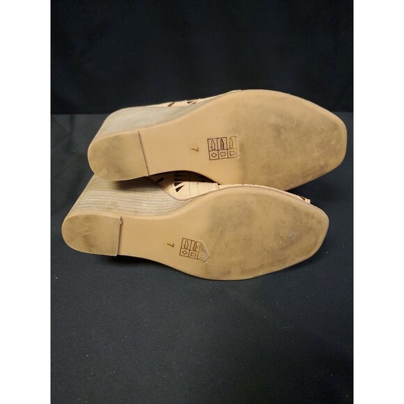 Jeffrey Campbell Rodillo Laser Cut Lace Up Wedge Leather Sandals  Shoes Size 7 - Picture 8 of 8